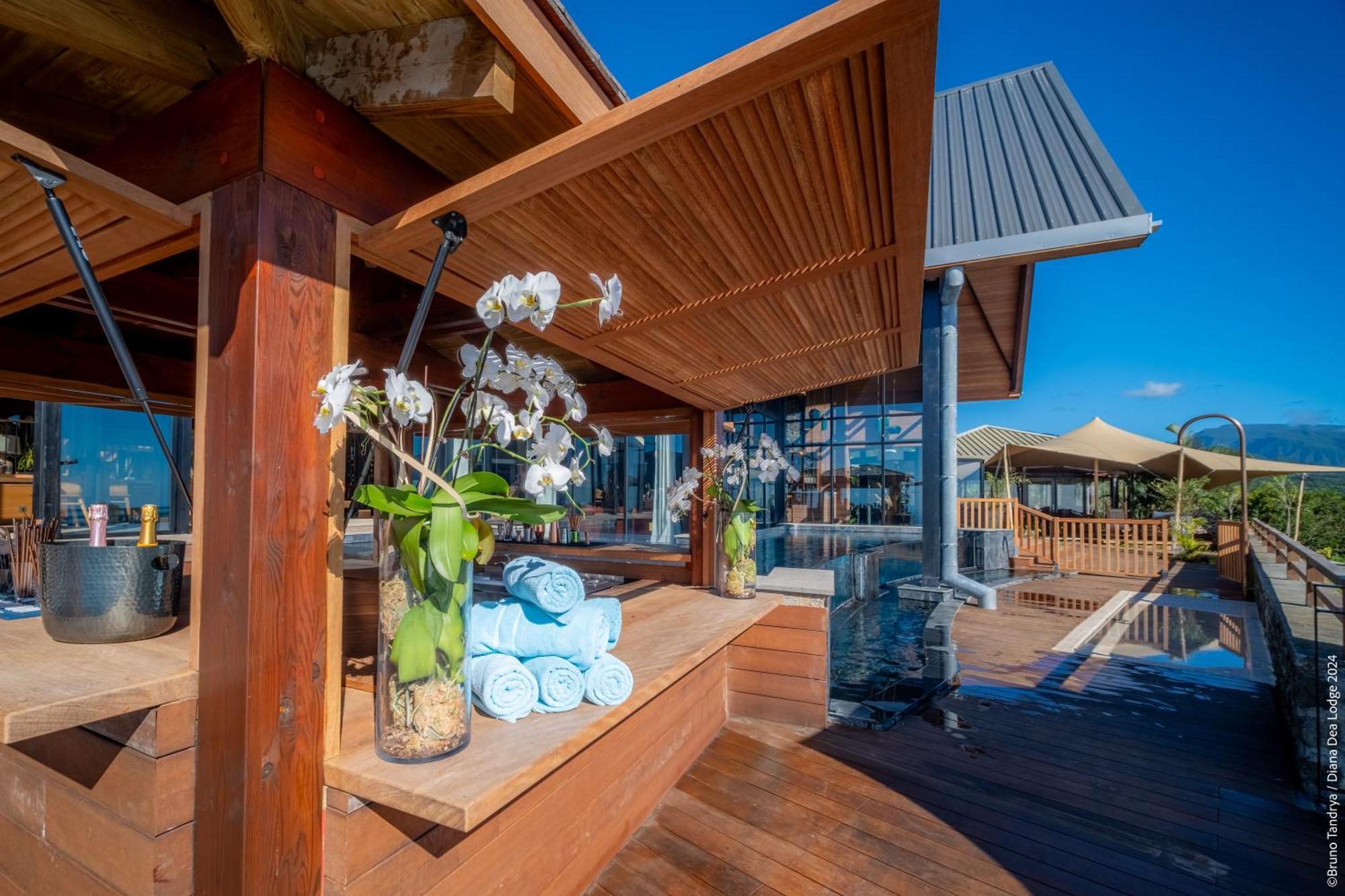 Hotel Diana Dea Lodge & Spa Sainte Anne Exterior photo